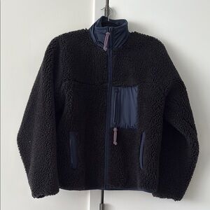 Tory Burch Black and Navy High-Pile Fleece Zip Jacket, size S!